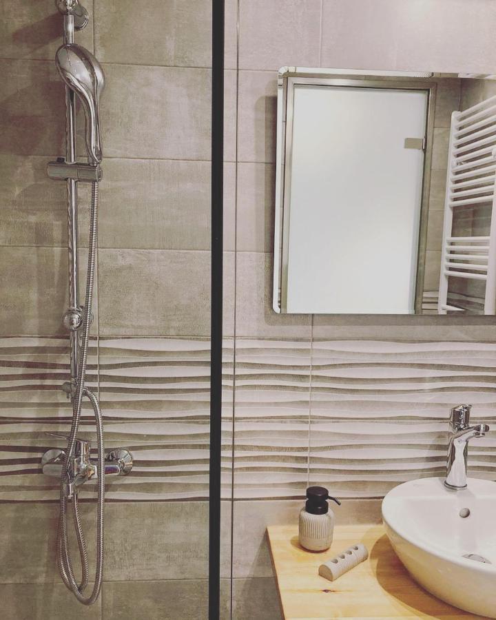 Guesthouse Mousesカラブリタ エクステリア 写真