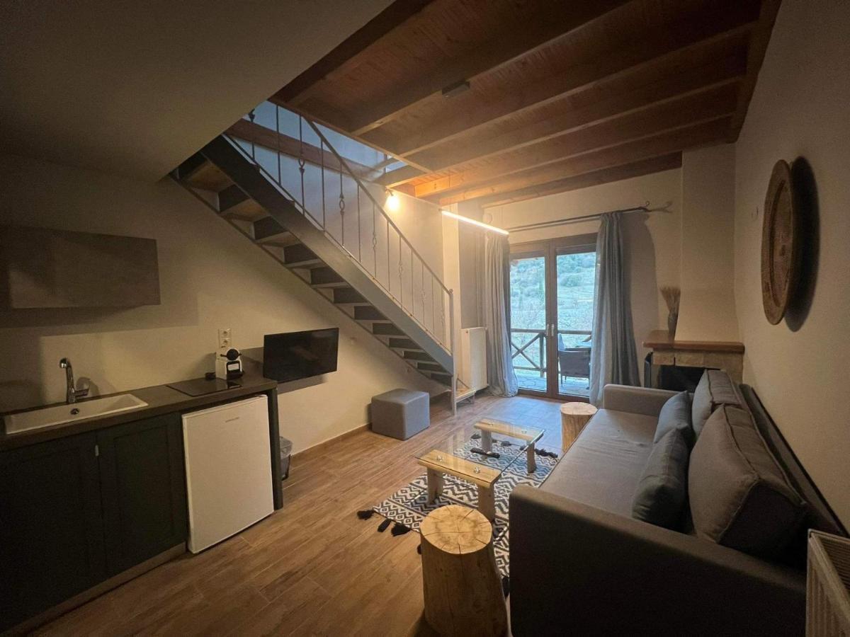 Guesthouse Mousesカラブリタ エクステリア 写真
