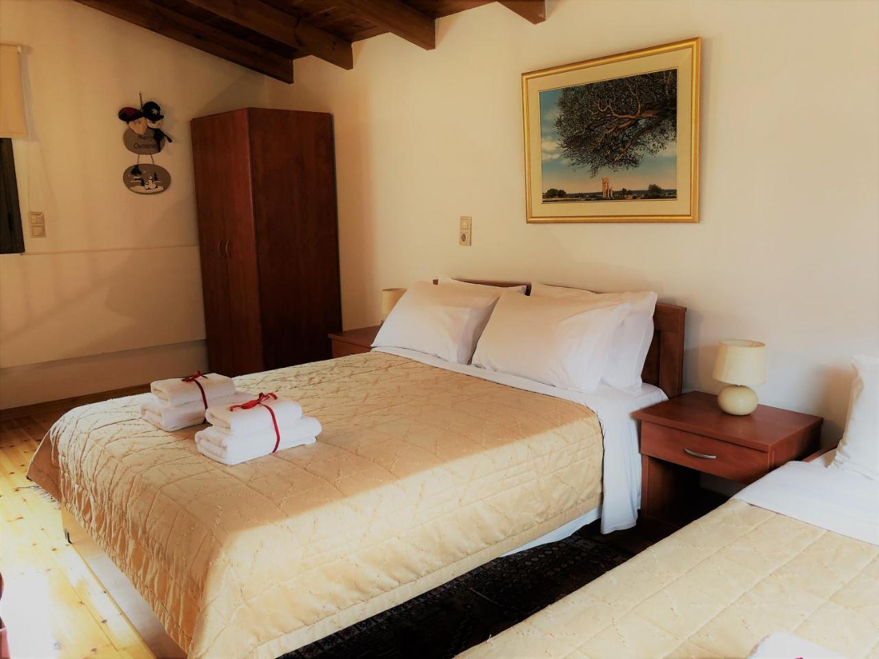 Guesthouse Mousesカラブリタ エクステリア 写真